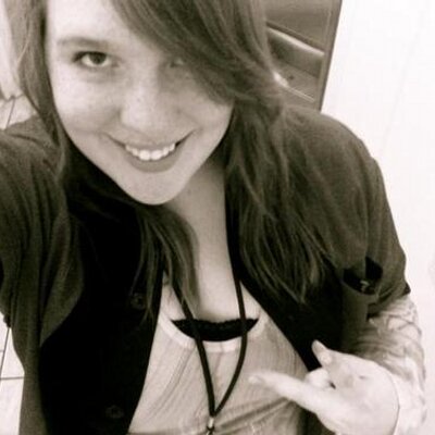 Profile Picture of Julianne Perkins (@julesperky) on Twitter