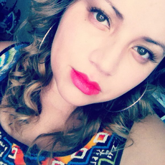 Profile Picture of Sharon Pedrosa (@itssharonyo) on Poshmark