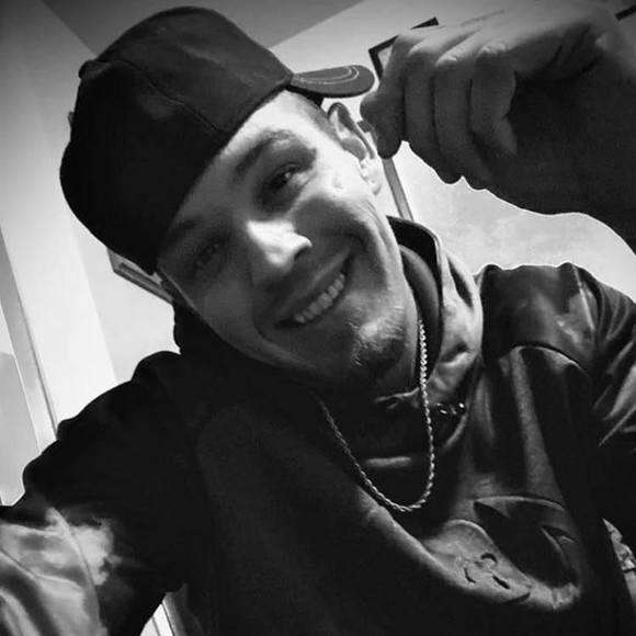 Profile Picture of Christopher Browning (@c_browning) on Poshmark