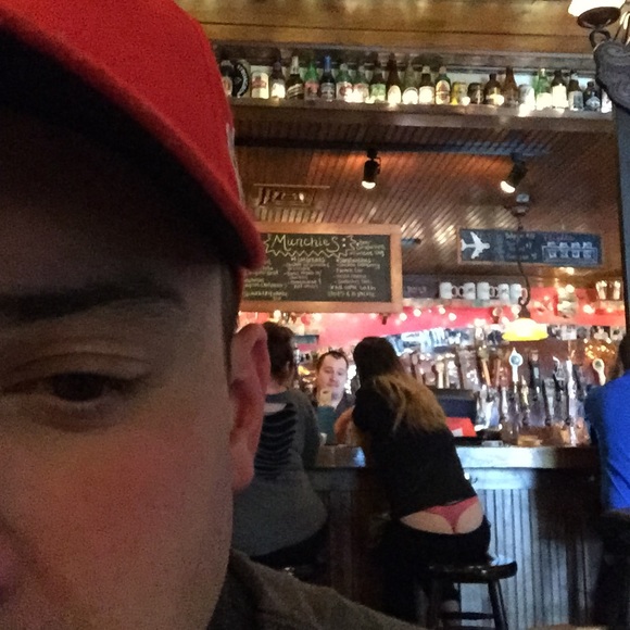 Profile Picture of Chris Alvarez (@dca244) on Poshmark