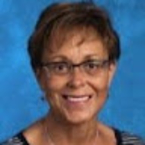 Profile Picture of Cam Treloar (@camtreloar) on Poshmark