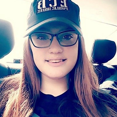 Profile Picture of April Handley (@AprilHandley12) on Twitter