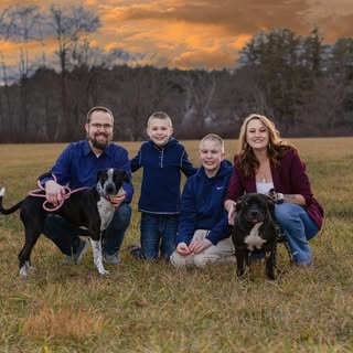 Profile Picture of Nicole Hawes (@dr.hawes) on Instagram