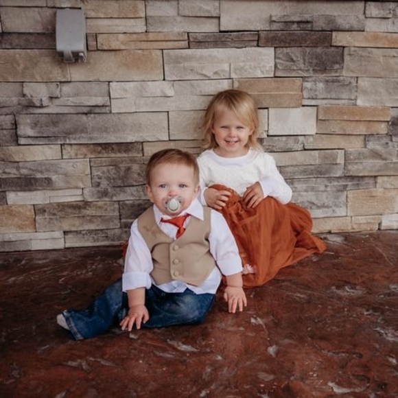 Profile Picture of Jodi Latcham (@jodi_latcham) on Poshmark