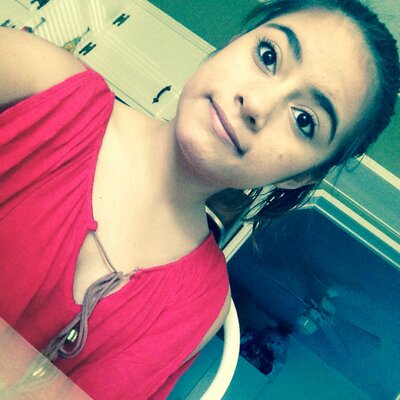 Profile Picture of Beatriz Max (@jalvare1994) on Twitter