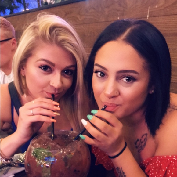 Profile Picture of Antonia Varano (@avarano) on Poshmark