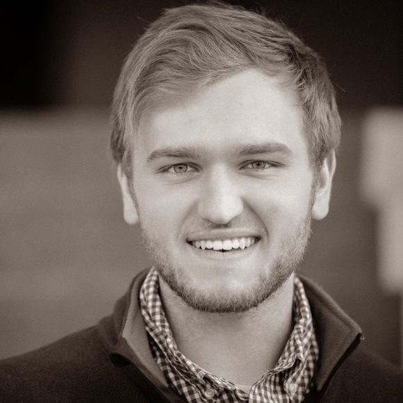Profile Picture of Nathan Tifft (@nathantifft) on Poshmark