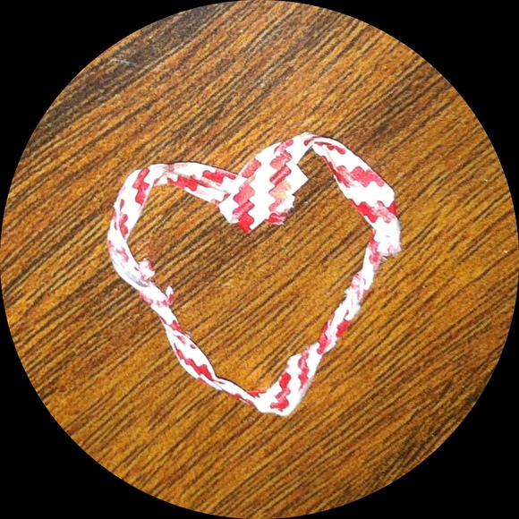 Profile Picture of Samantha Tester (@sweetsamantha85) on Poshmark