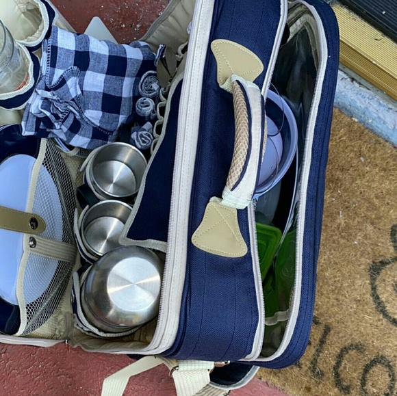 Aric Frydberg - Poshmark Profile Picture of Aric Frydberg (@shyguy3) on Poshmark