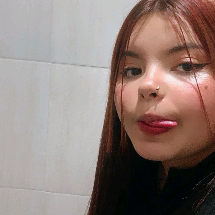 Profile Picture of Paula Andrea💗 (@paulaceli2) on Tiktok