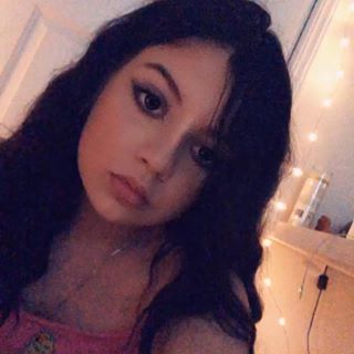 Profile Picture of Bella Irizarry (@bella.irizarry.7) on Facebook