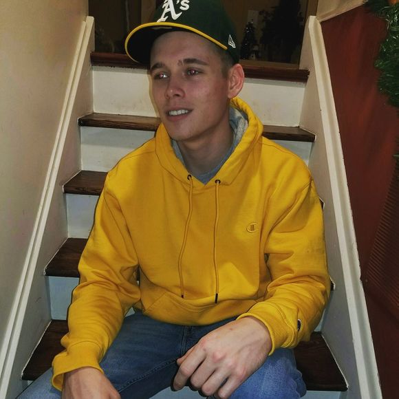 Profile Picture of Trevor Mallette (@trevorm95) on Poshmark