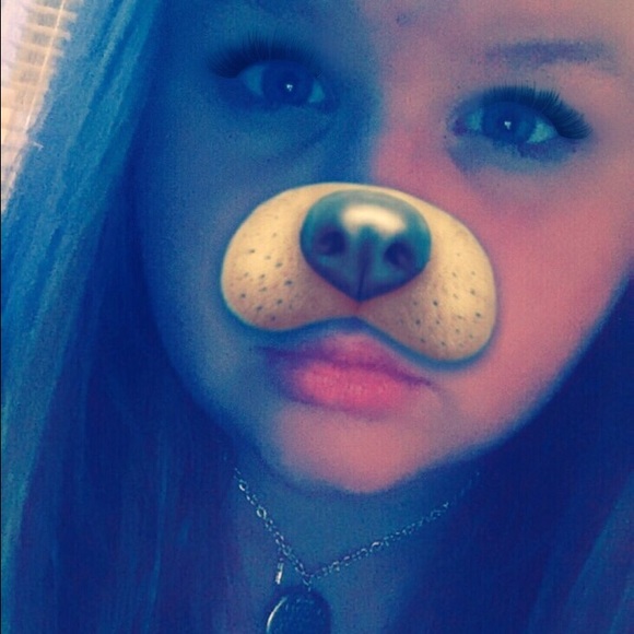 Profile Picture of Abbey Wilson (@abigella1103) on Poshmark