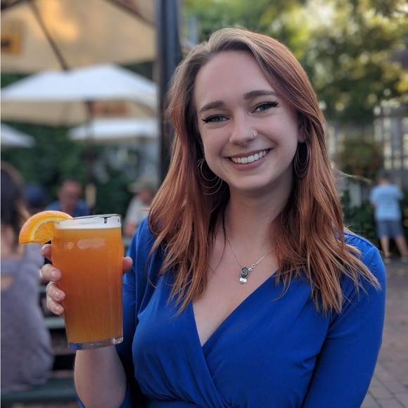 Profile Picture of Paige Brosofske (@epb808) on Poshmark