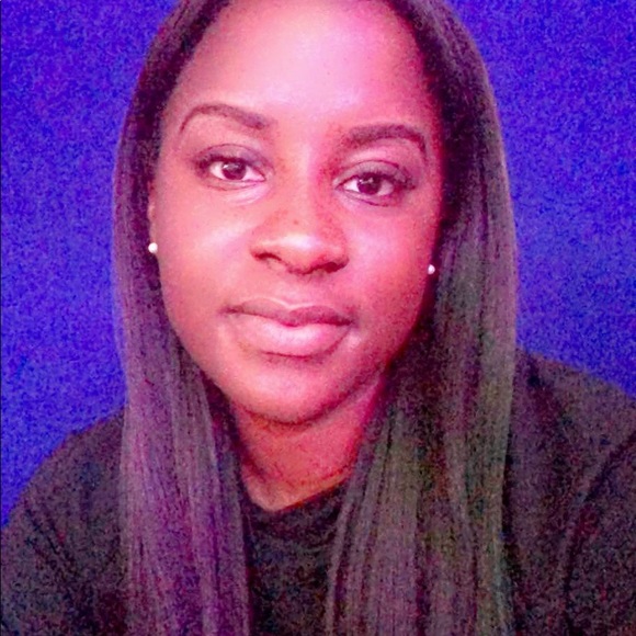 Profile Picture of Ruth Camilien (@ruthcamilien1) on Poshmark