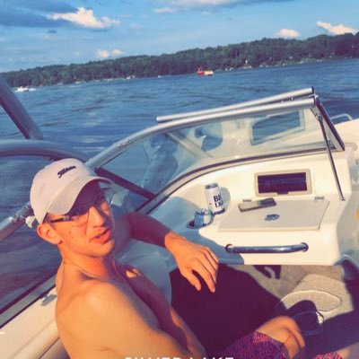 Profile Picture of Joe Krasinski (@JoeKrasinski) on Twitter