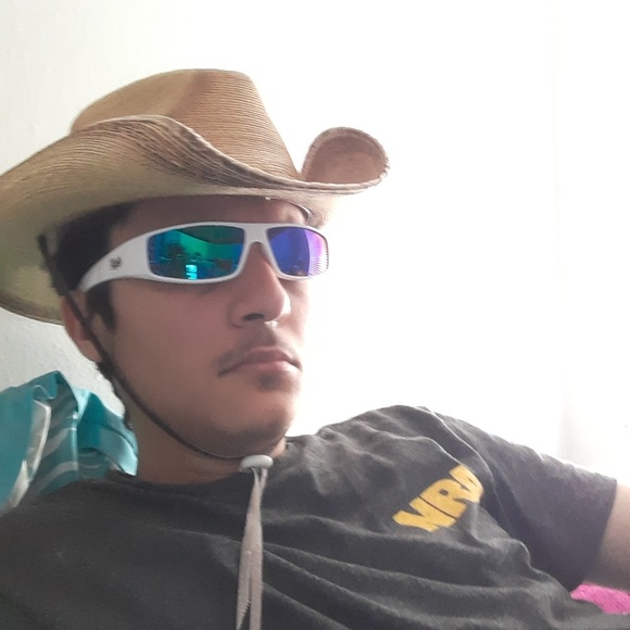 Profile Picture of Selim Sevim (@truemanjean123) on Poshmark