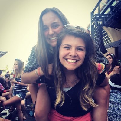 Profile Picture of Julia Sandoval (@JuliaSand1126) on Twitter