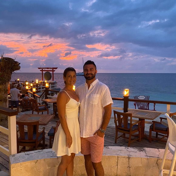 Profile Picture of Chris Tofte (@tofte80) on Poshmark