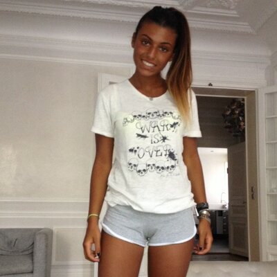 Profile Picture of O (@BerdahNoa) on Twitter