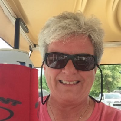 Profile Picture of Rhonda Armstrong (@RhondaA64) on Twitter