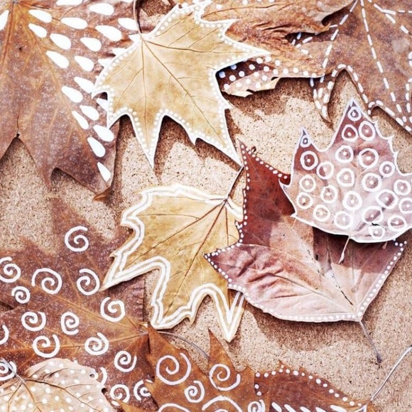 Profile Picture of Jackie Hughson (@jackiehugh) on Poshmark