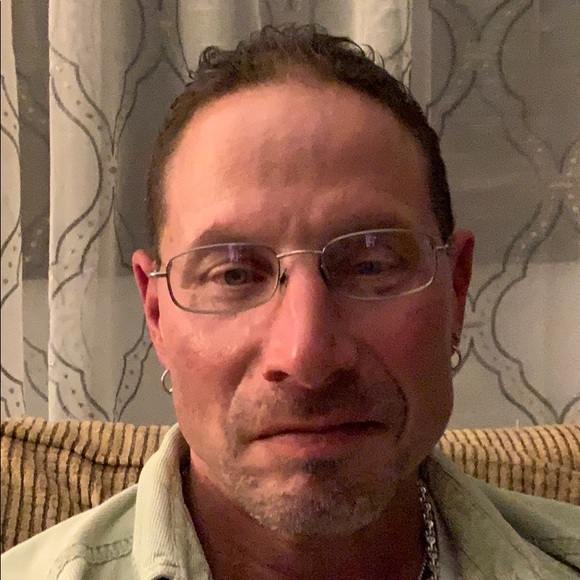 Profile Picture of Steve Hadad (@jackedhadad53) on Poshmark