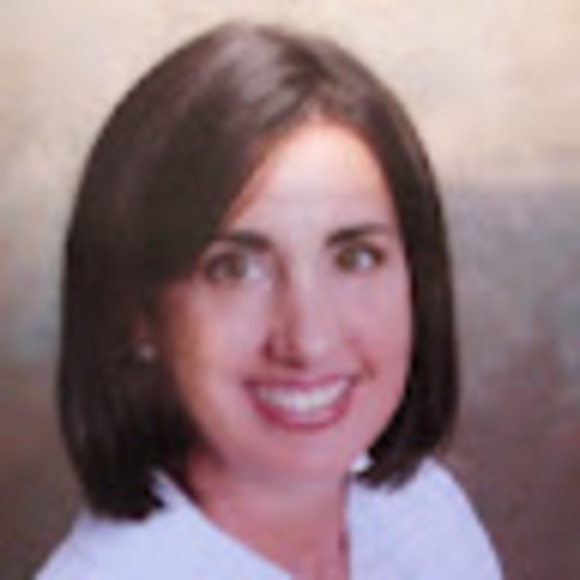 Profile Picture of Deanna Lescher (@deannalescher) on Poshmark