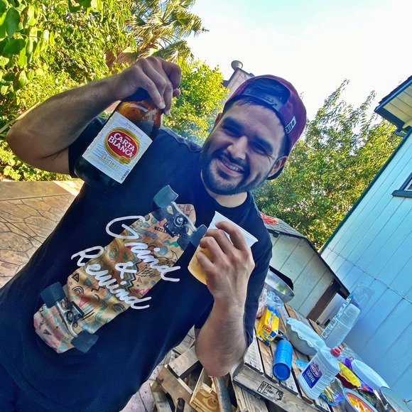 Profile Picture of Ivan Lomeli (@ivanlomeli) on Poshmark