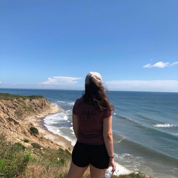 Profile Picture of Julia Feehan (@juliafeehan) on Poshmark