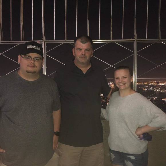 Profile Picture of Shannon Rohelier (@shannonrohelier) on Poshmark