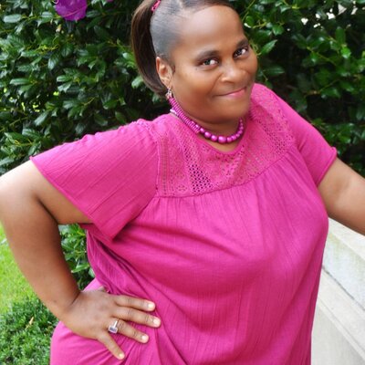 Profile Photo of Janice Hampton (@JaniceHamp1965) on Twitter