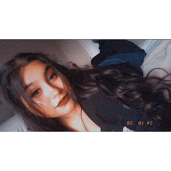 Profile Picture of Georgianna Saucedo (@georgie15jgod) on Poshmark