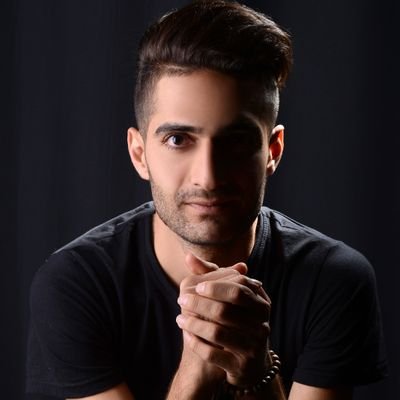 Profile Picture of Sam Bakhtiari Zadeh Official (@Sambakhtiariiii) on Twitter