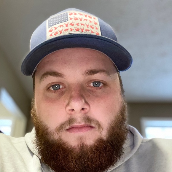 Profile Picture of Jonathon Rushford (@joneushford321) on Poshmark