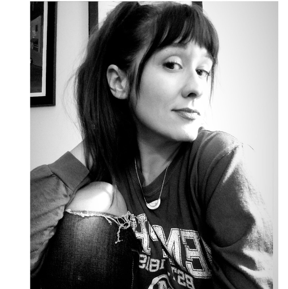 Profile Picture of Kelsey Clarkson (@ksc2u) on Poshmark