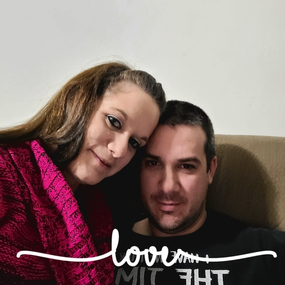 Profile Picture of Danielle Remter (@danielleremter) on Poshmark