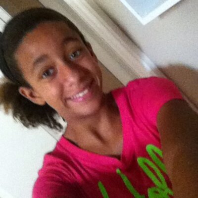 Profile Picture of Madelyn Moore (@madelynmoore113) on Twitter