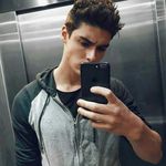 Profile Picture of ✨ Escoboza ✨ (@alex.eb) on Instagram