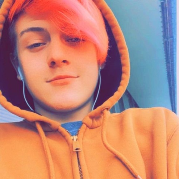 Profile Picture of Devin Hunt (@da_mons) on Poshmark