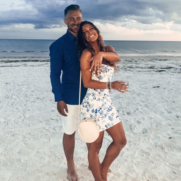 Profile Picture of Alex Hamway (@hamwayal) on Poshmark