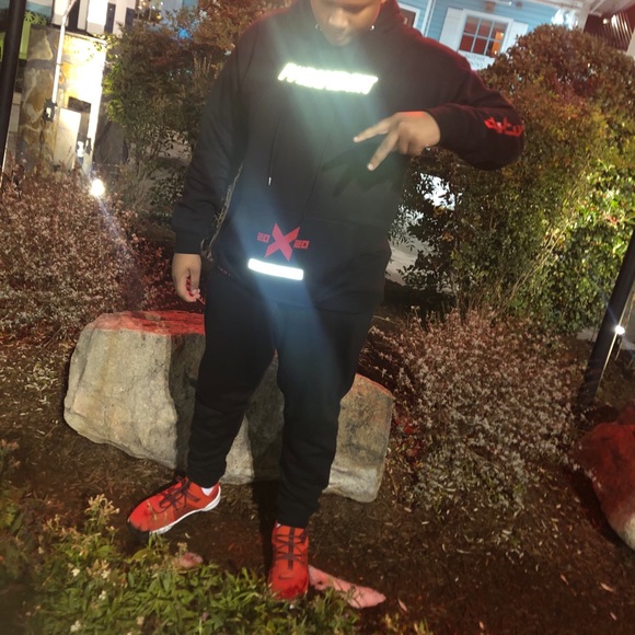 Markquse Gilbert - Poshmark Profile Picture of Markquse Gilbert (@sneakerheadz531) on Poshmark