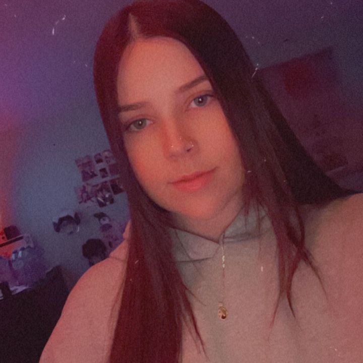 Profile Picture of Hayley (@@hayleycoward) on Tiktok