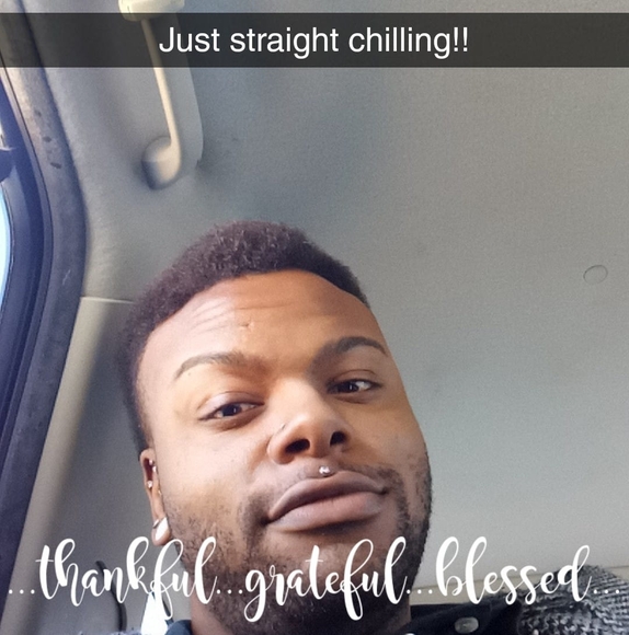 Profile Picture of Derrick Grant (@derrickgrant) on Poshmark
