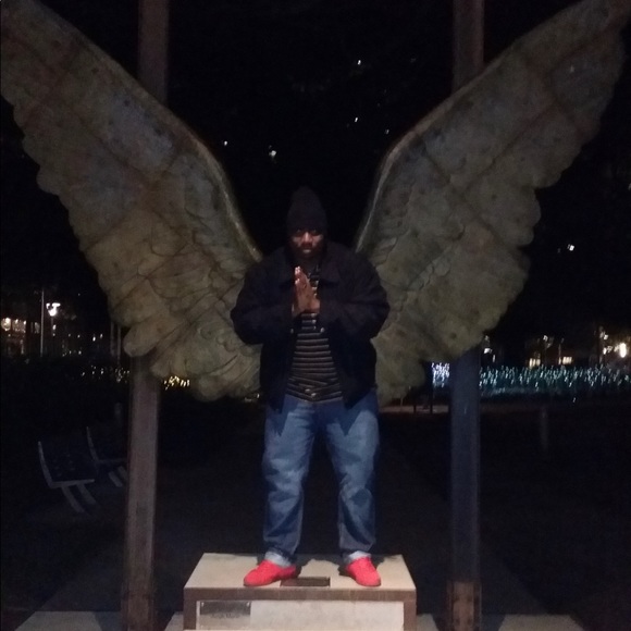 Profile Picture of Silas Crumbo (@bigsaltx) on Poshmark