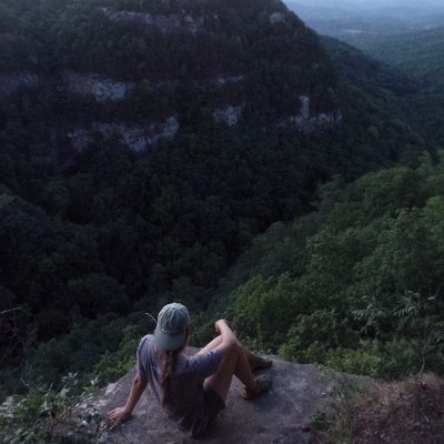 Profile Picture of Erica Lundak (@ericaroselundak) on Twitter