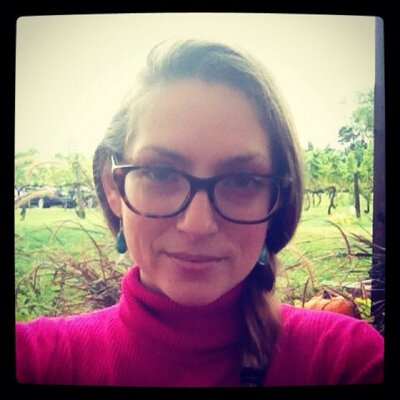 Profile Picture of Jennifer Straub (@jen_straub) on Twitter