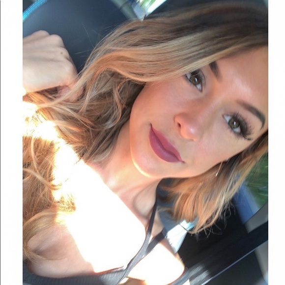 Profile Picture of Jessica Pankowski (@jpankowski) on Poshmark