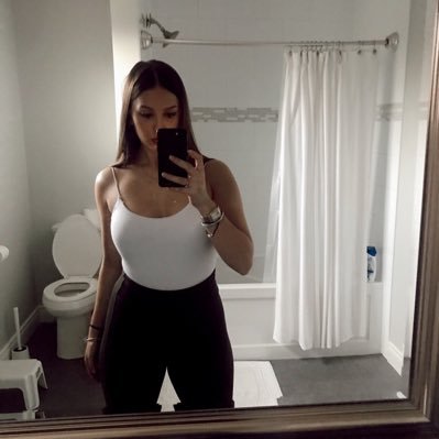 Profile Picture of Marysia Cyfko (@marysiahaha) on Twitter