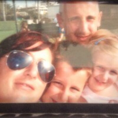 Profile Picture of Mandy Holt (@HoltyMandy) on Twitter